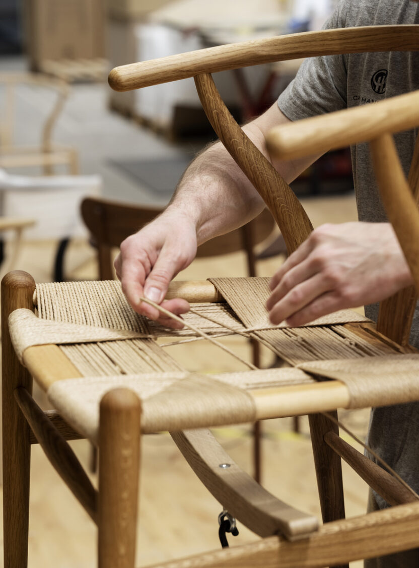 17 CH24 Weaving3