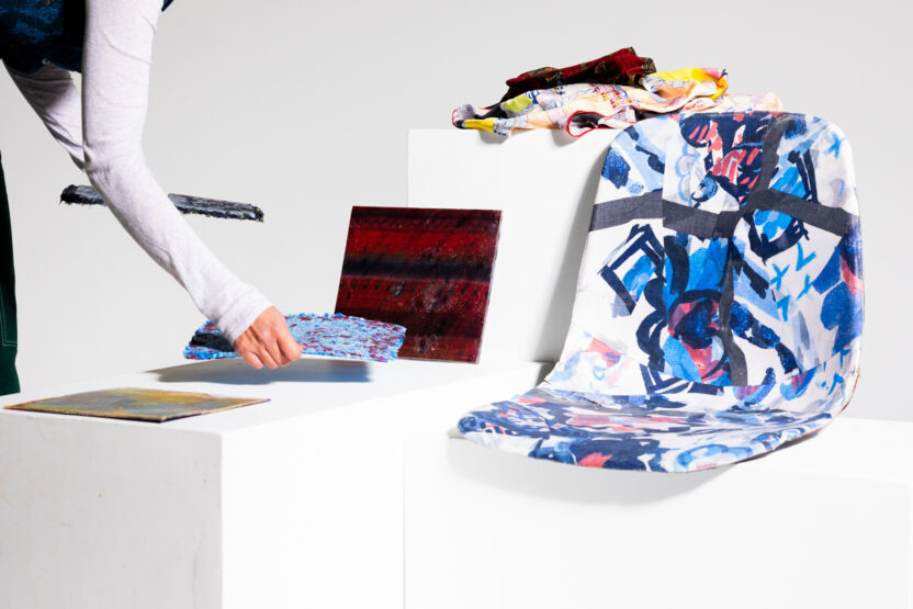 디자인에 새긴 저항의 메시지, RK Collective 6 Seats 5