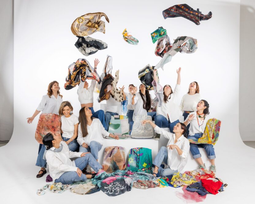 디자인에 새긴 저항의 메시지, RK Collective 2 Women 1