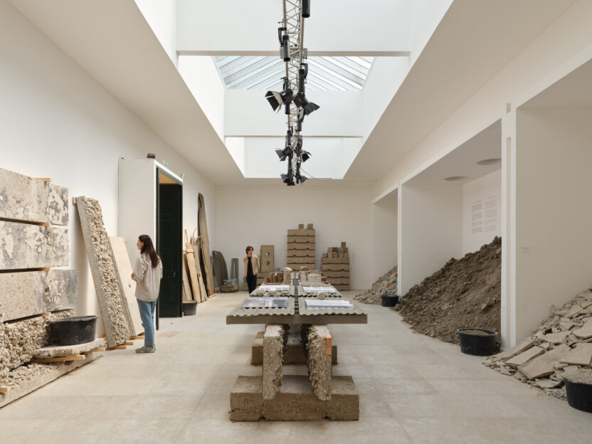 2025년 베니스 건축 비엔날레에서 주목할 4개의 국가관 5 04b build of site danish pavilion biennale architettura 2025 photo hampus berndtson low