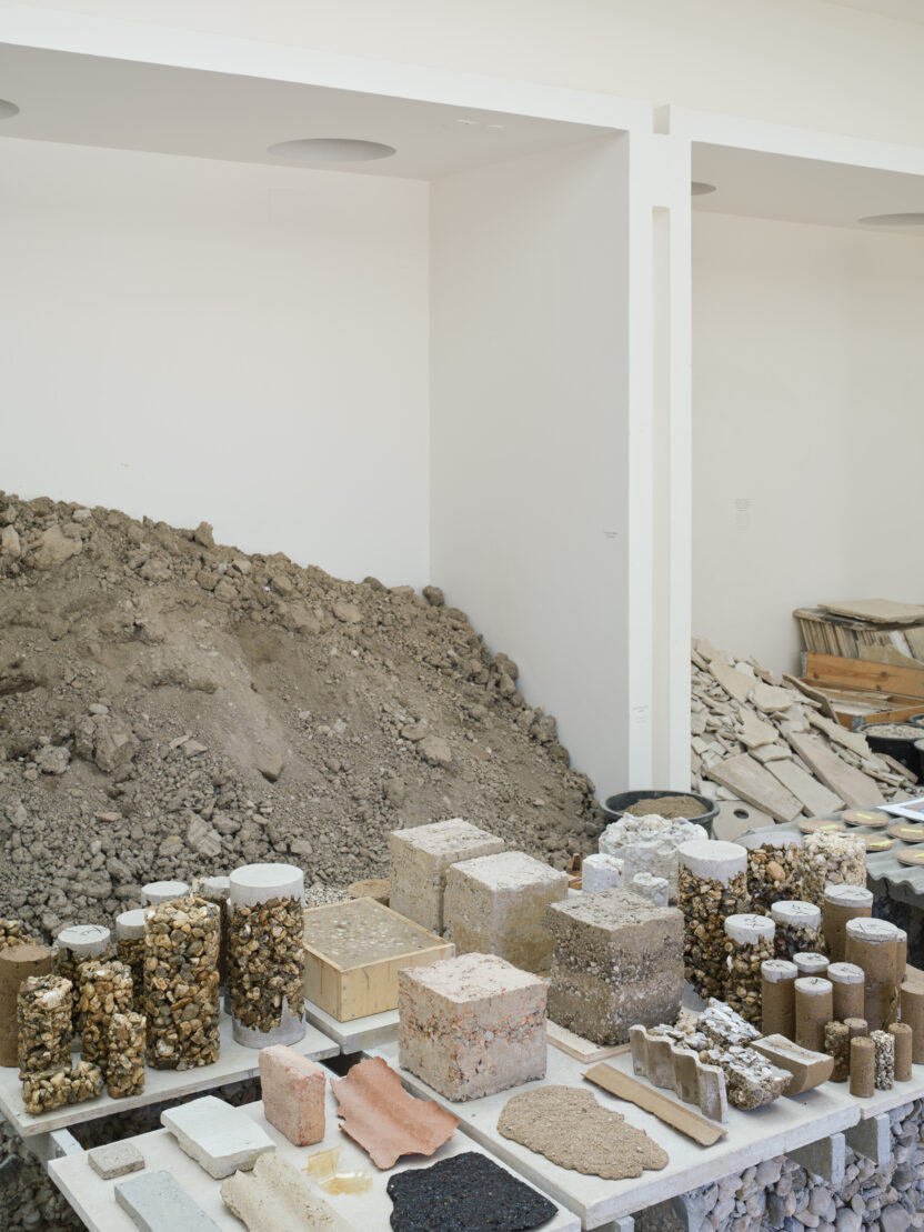 2025년 베니스 건축 비엔날레에서 주목할 4개의 국가관 6 06 build of site danish pavilion biennale architettura 2025 photo hampus berndtson low