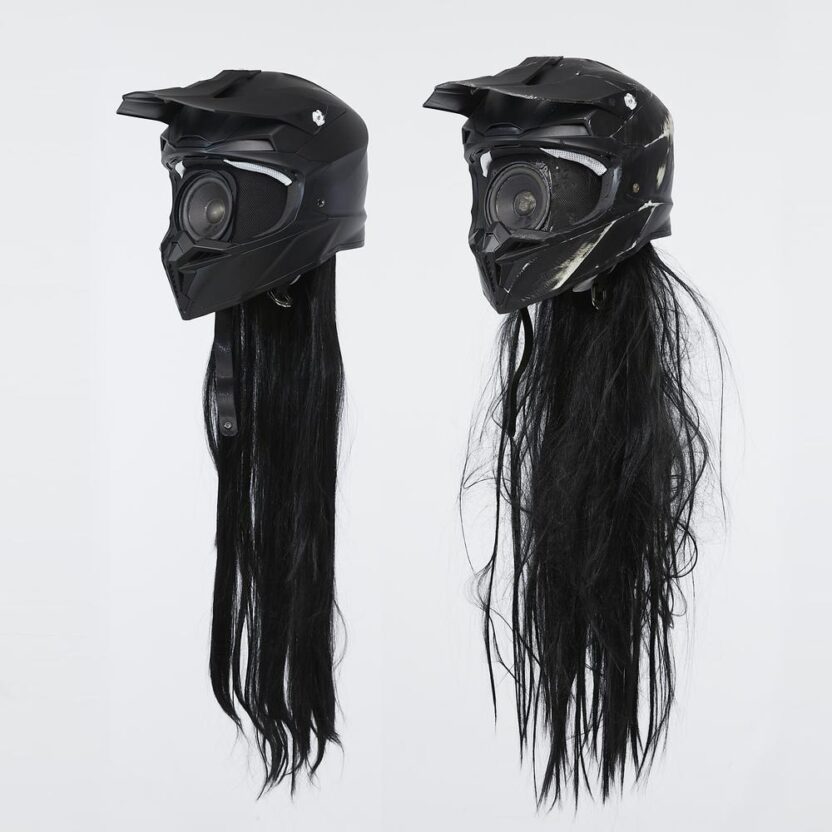요즘 가장 핫한 작업물들 뒤에 있는 이름, 스튜디오 터 ① 16 LR Helmet Objet2