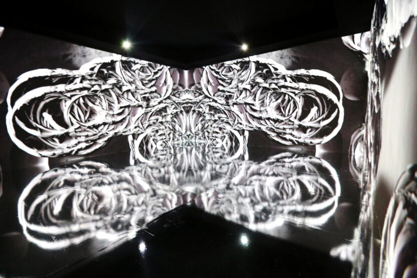 resize YIYUN KANG 2020 Beyond the Scene 19