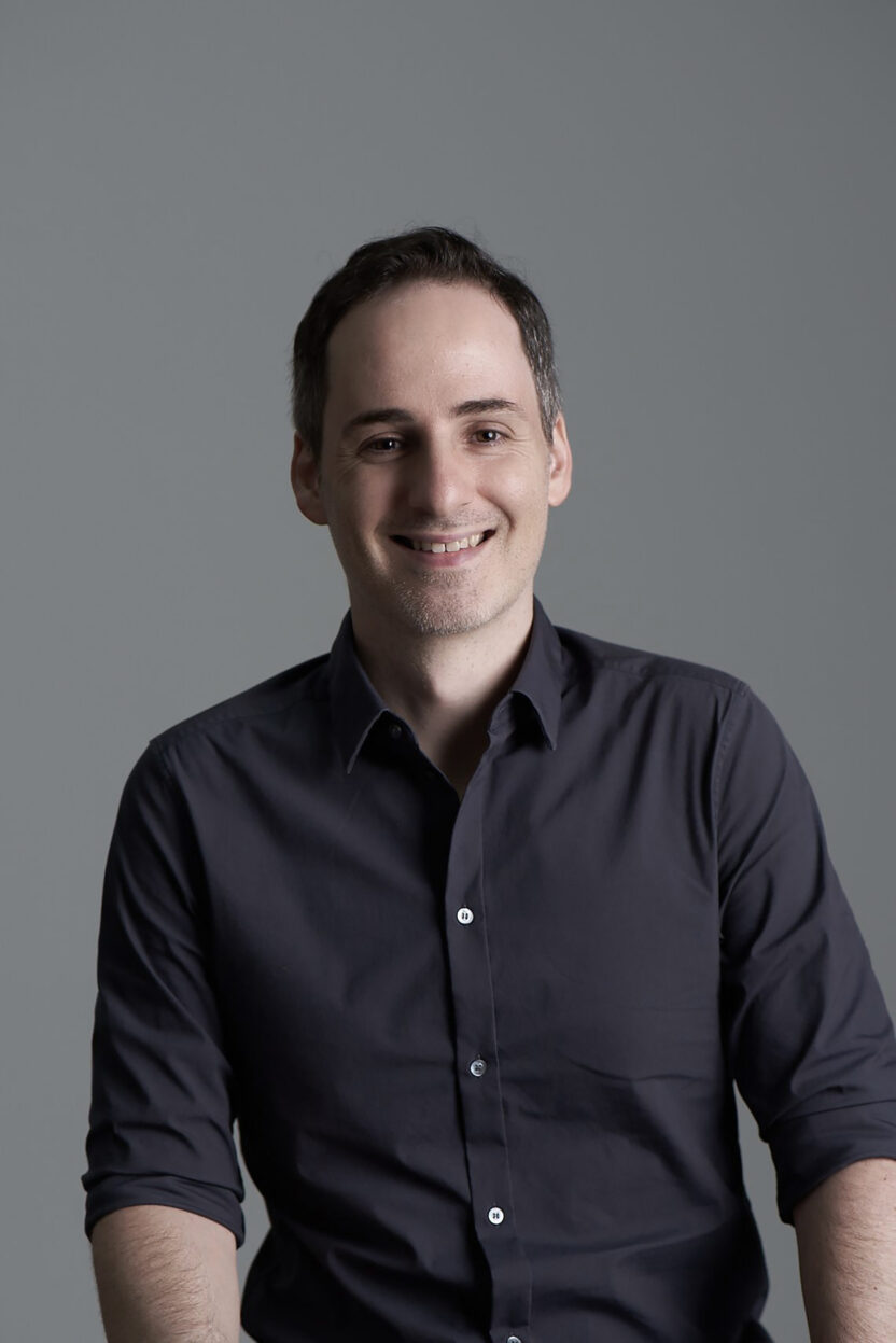 포레스트 & 웨일, 디자인을 매개로 싱가포르 사회를 바꾸다 3 08 Gustavo Maggio Portrait