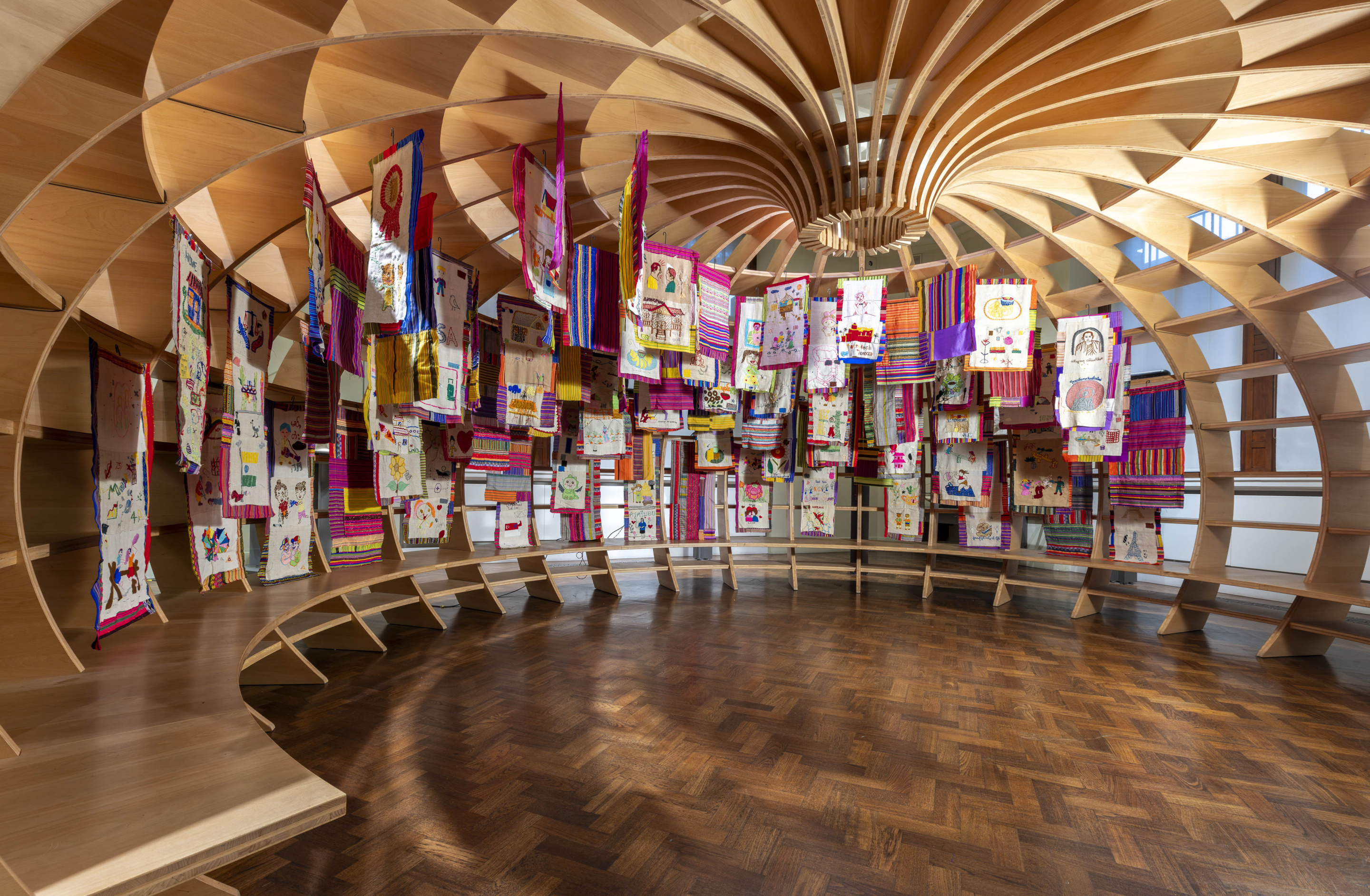 2025 런던 디자인 페스티벌 리뷰 | Design＋