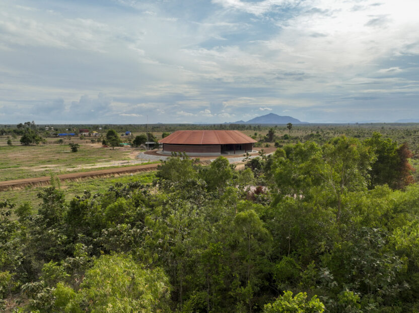 로컬이 직조한 새로운 세계 8 20251031 024450