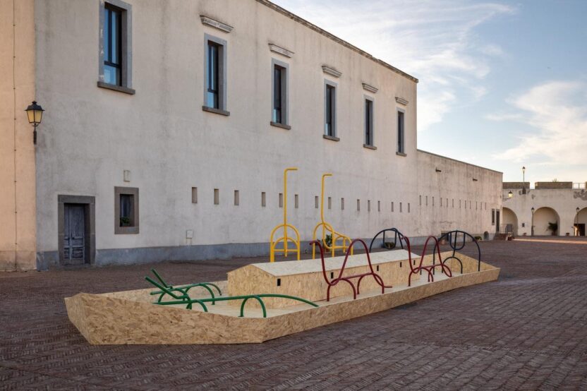 도시와 디자인이 교차하는 방식, 에디트 나폴리 2025 2 Magis EDIT Napoli 2025 CULT Installations Photo by Eller Studio 02 2000px