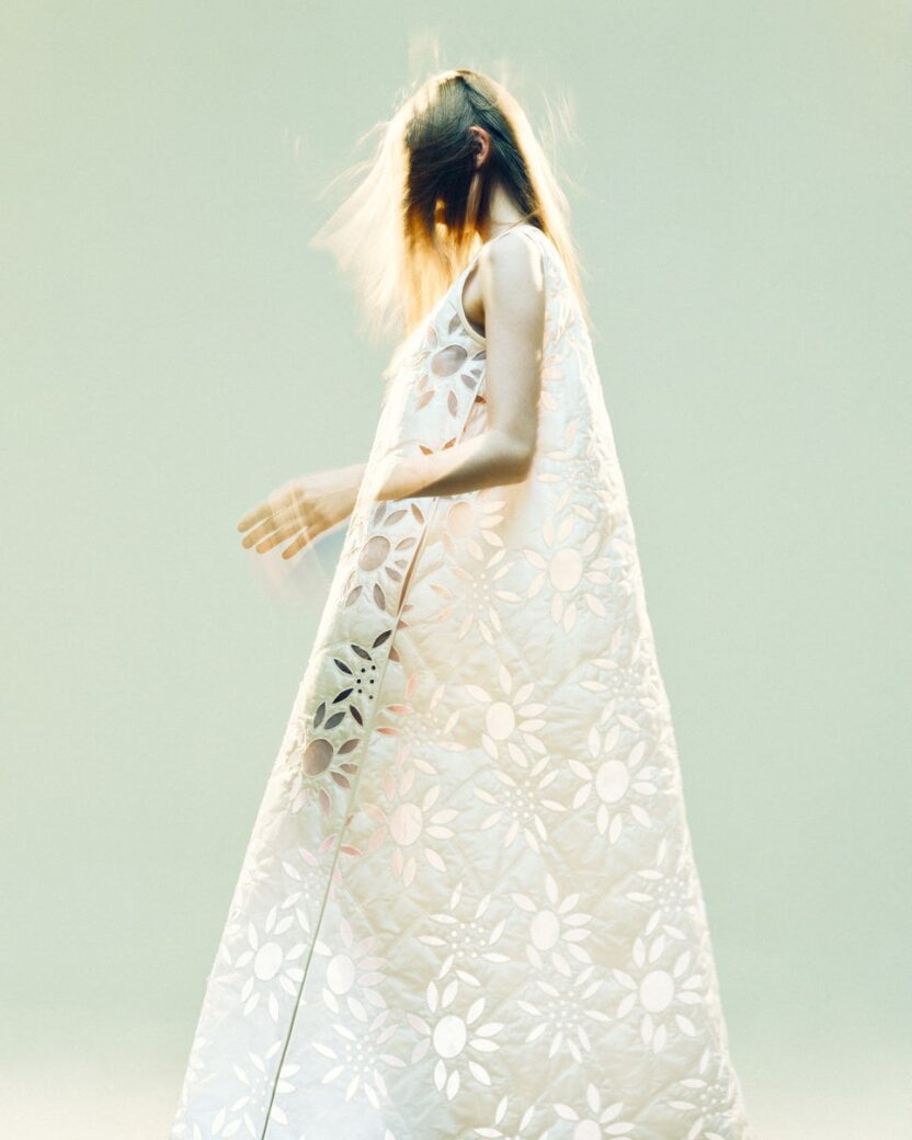 생각이 형태를 갖춰 가는 과정, 〈어펜딕스: 실천, 사유, 제작〉 35 202309 JADEN CHO LOOKBOOK17812 highres1