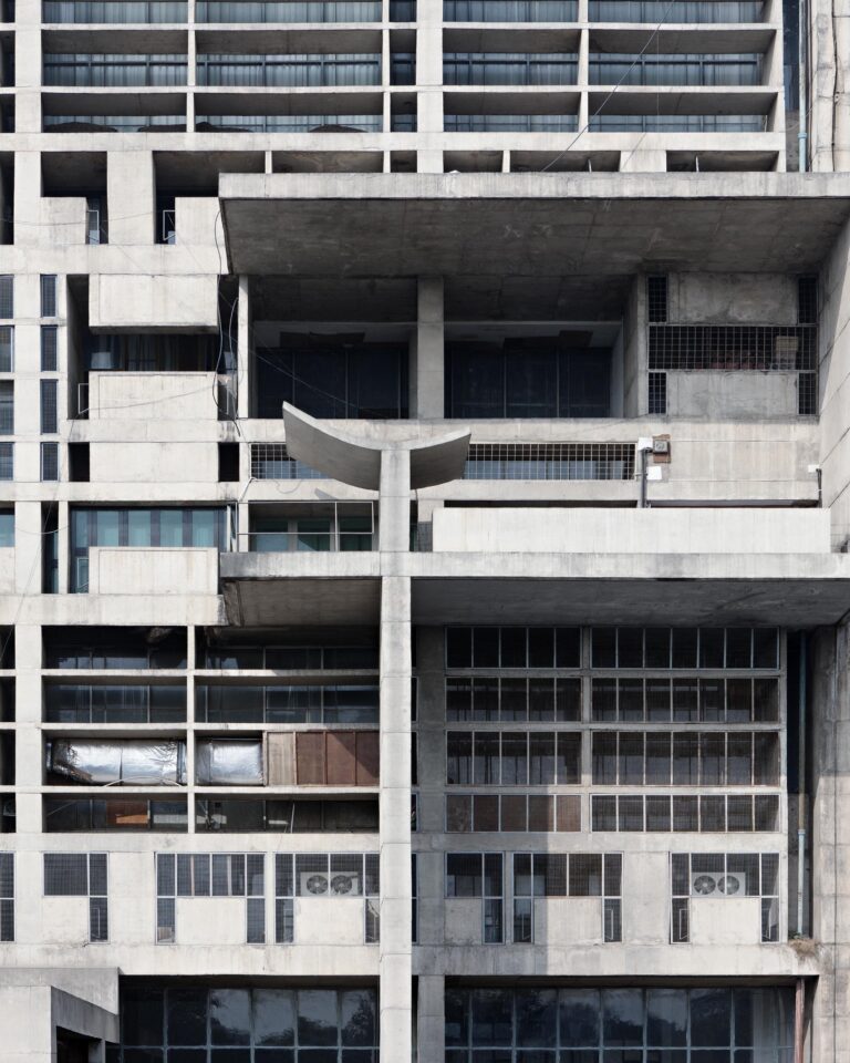 모더니즘 건축의 대화, 김중업×르 코르뷔지에 사진전 ①