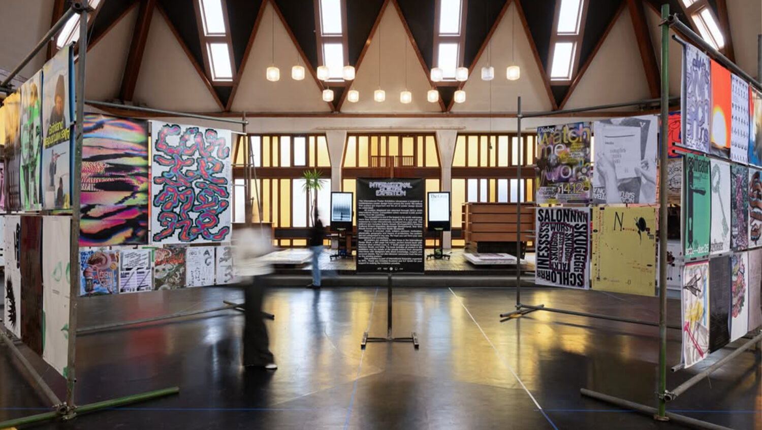 2025 국제 포스터 대회에서 선정된 올해 최고의 포스터는?