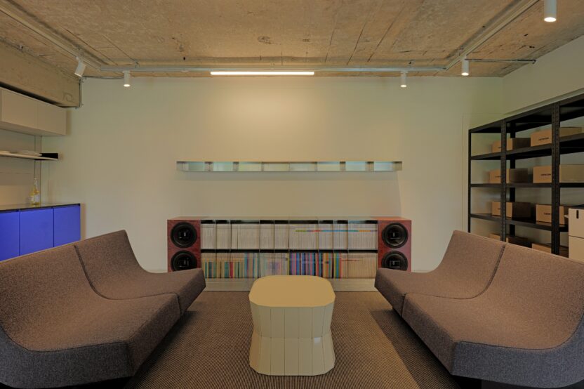 레어로우 청담 플래그십, 모듈의 확장을 실험하다 10 L1011182 1 2 1