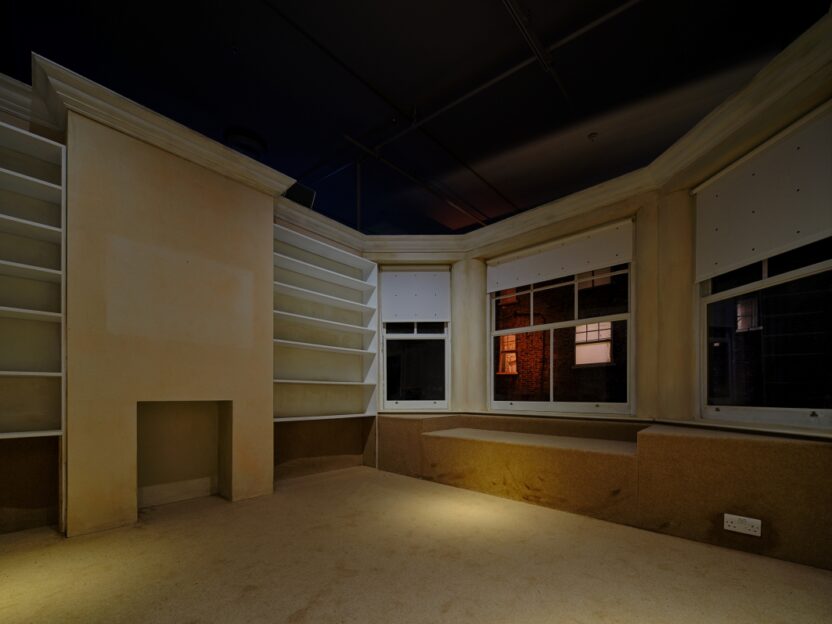 네덜란드 아이 필름뮤지엄, 틸다 스윈튼의 예술 세계를 전시하다 9 resize 9