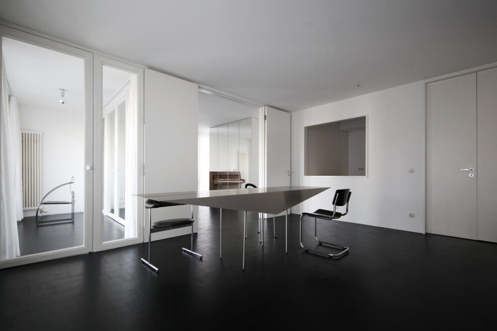 the 2nd generation photo 3