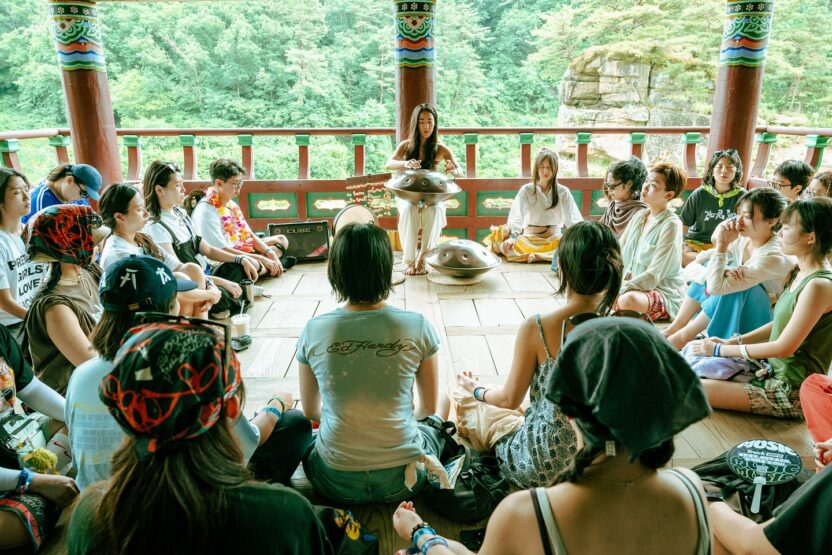 색다른 파티 문화들 8 08