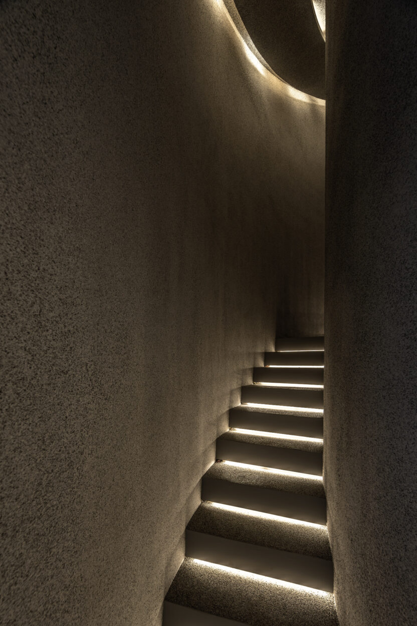 일상으로 들어온 조각 전문 갤러리, 스페이스 톤 ② 4 20251208 153156 1