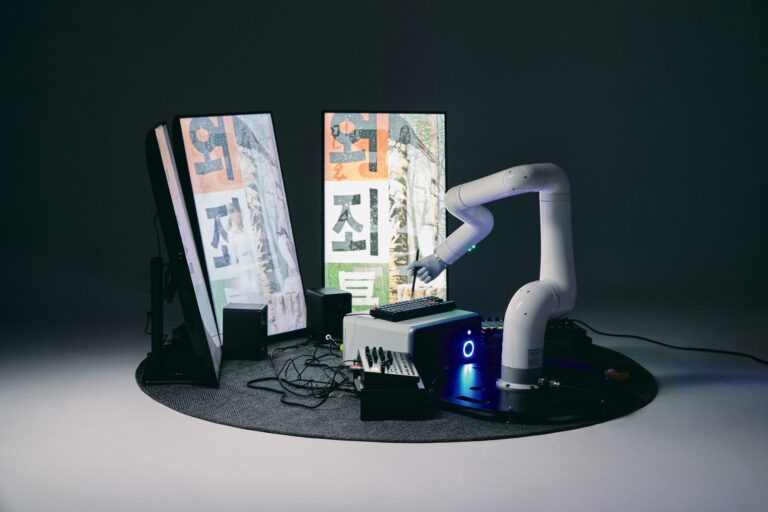 연필부터 AI까지, 쓰기를 다시 감각하다