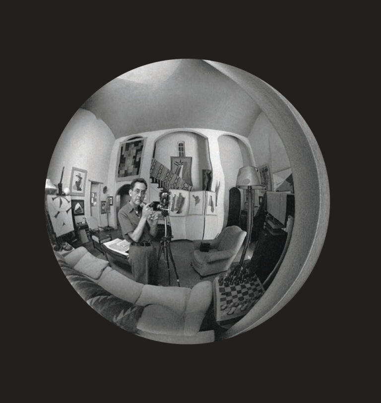 만 레이 ‘회전문’의 직조된 세계