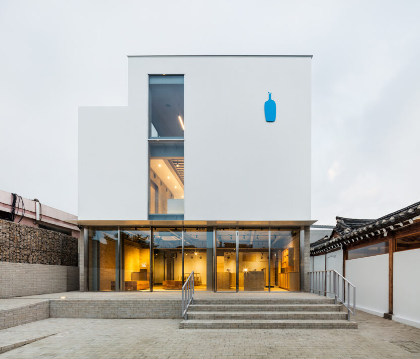 블루보틀 카페에 깃든 환대의 미학 1 BBCK SC Main