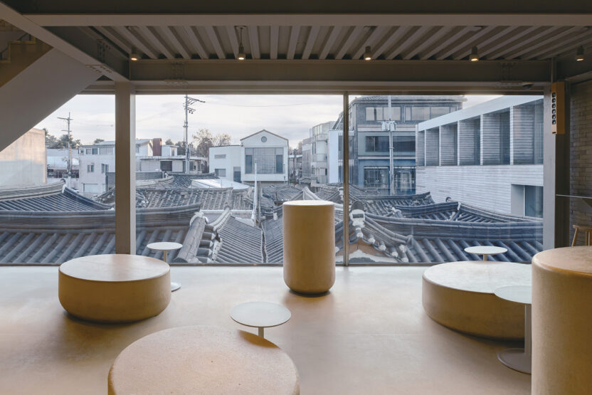 블루보틀 카페에 깃든 환대의 미학 4 KakaoTalk 20260130 150242471 web