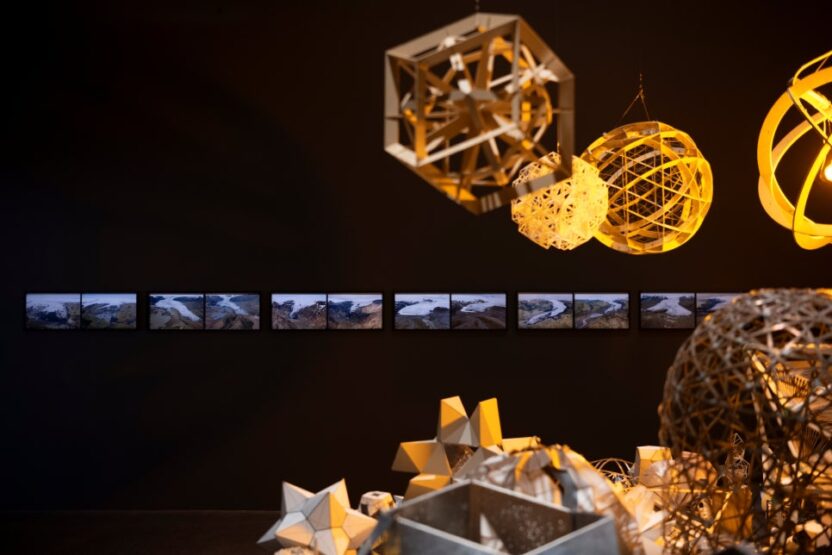 빛의 현재를 체험할 수 있는 몰입형 전시, 올라퍼 엘리아슨 개인전 1 1 7