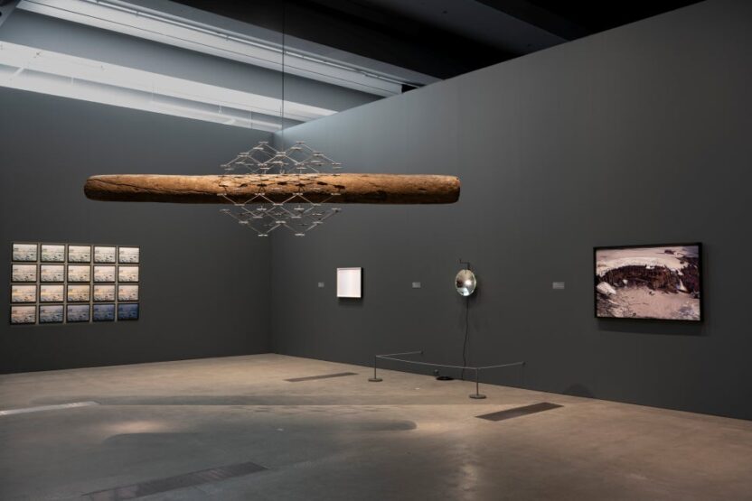 빛의 현재를 체험할 수 있는 몰입형 전시, 올라퍼 엘리아슨 개인전 2 2 6