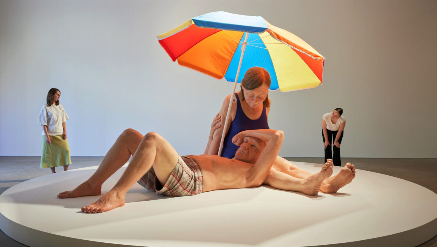 극사실을 넘어선 조형 언어, 20년 만에 시드니로 돌아온 거장 론 뮤익