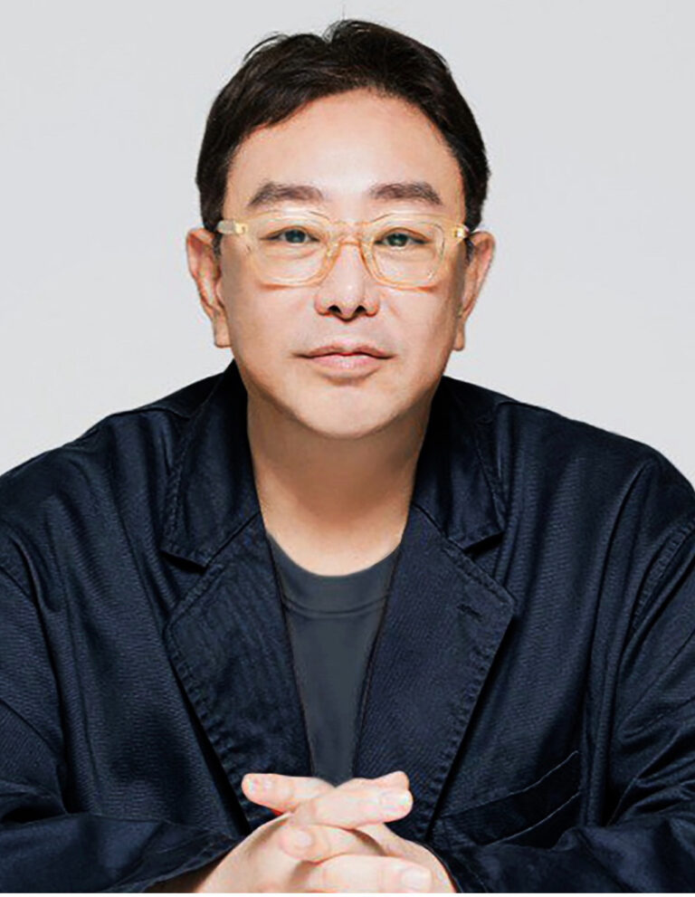 뿌리에서 시작하는 세계, 정구호