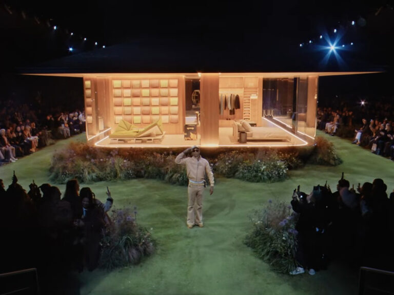 퍼렐 윌리엄스가 디자인한 루이비통 남성복 쇼의 공간