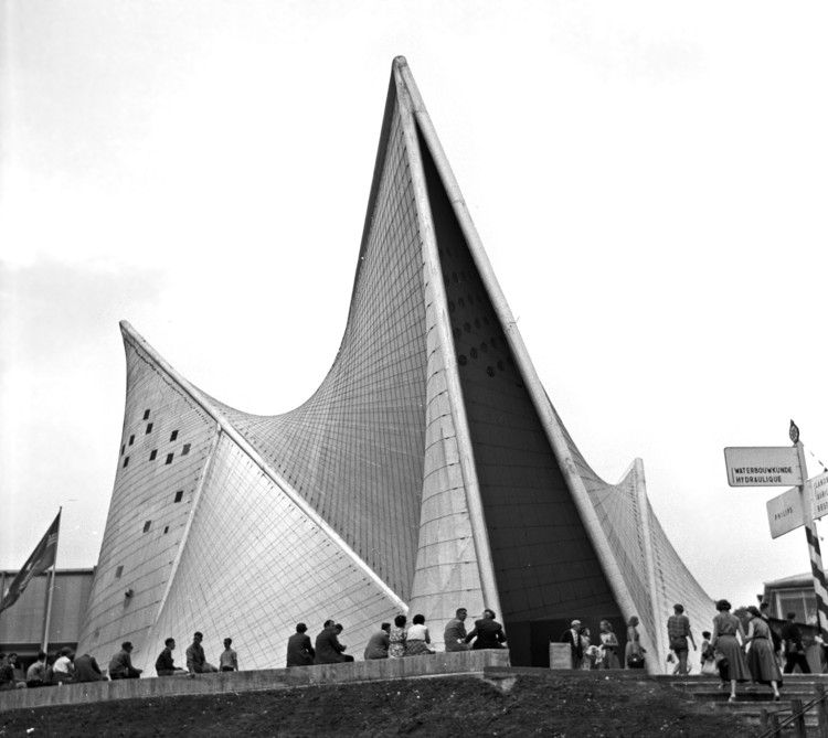 expo 1958 paviljoen van philips 2